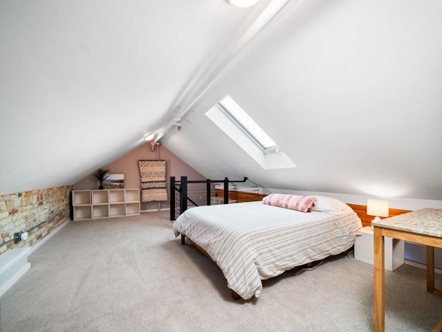 800 Cottageview Drive, Traverse City, MI 49684