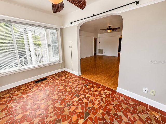 400 20TH STREET N, St Petersburg, FL 33713