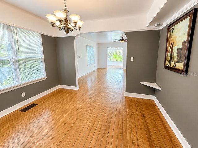 400 20TH STREET N, St Petersburg, FL 33713