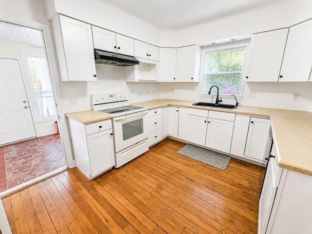 400 20TH STREET N, St Petersburg, FL 33713