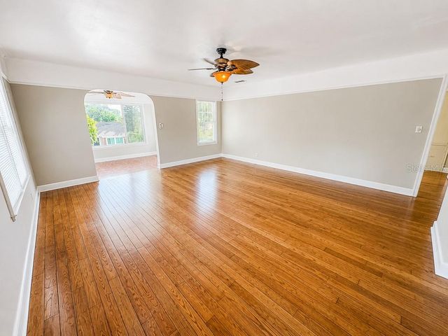 400 20TH STREET N, St Petersburg, FL 33713