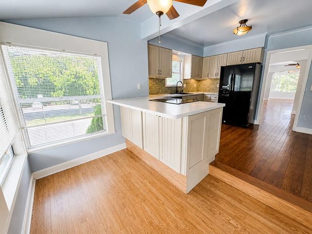 400 20TH STREET N, St Petersburg, FL 33713