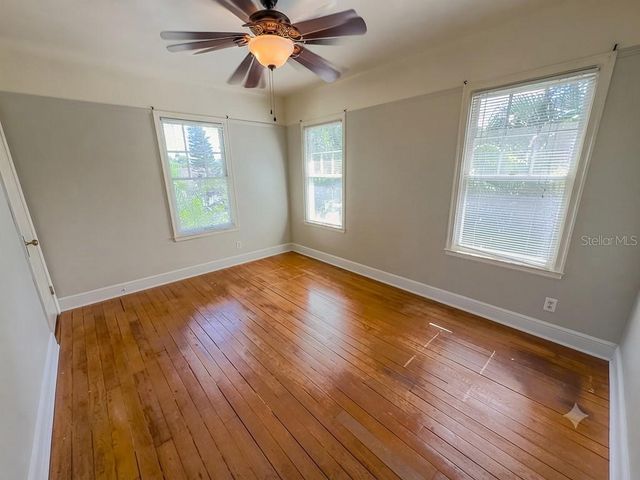 400 20TH STREET N, St Petersburg, FL 33713