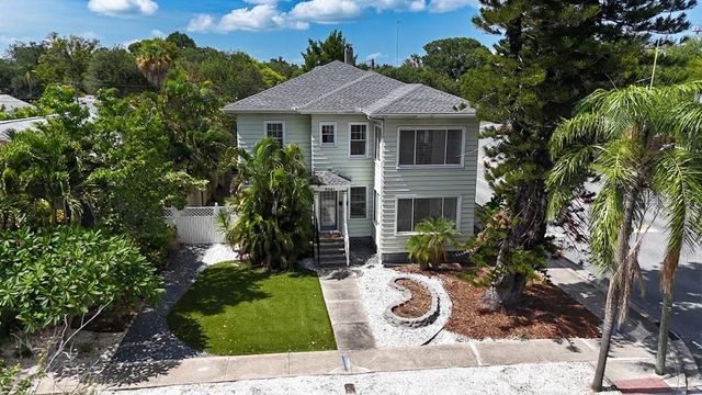 400 20TH STREET N, St Petersburg, FL 33713
