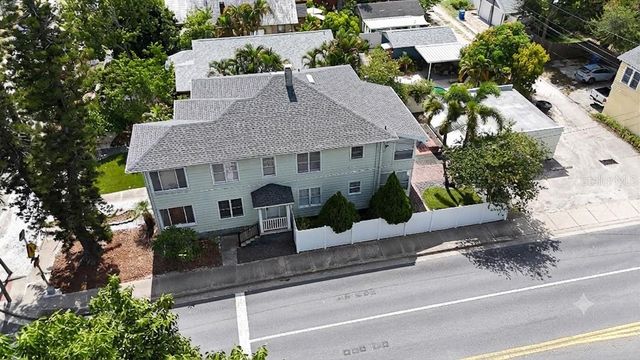 400 20TH STREET N, St Petersburg, FL 33713