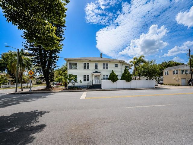 400 20TH STREET N, St Petersburg, FL 33713