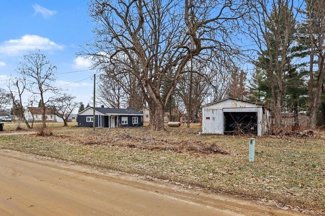 17022 Hull Street, Florence Twp, MI 49042