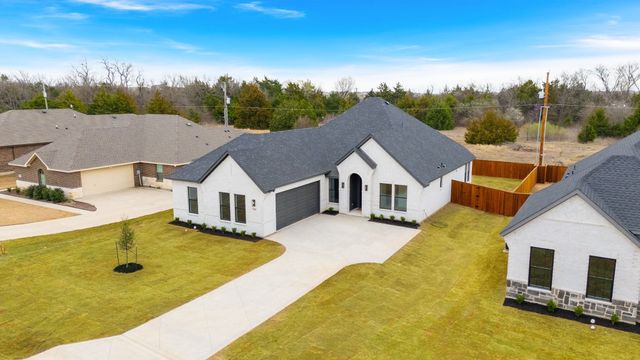 598 E Woodell Drive, Glenn Heights, TX 75154