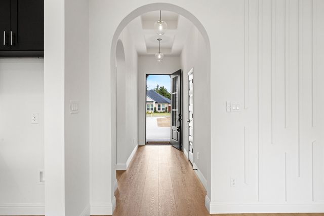 598 E Woodell Drive, Glenn Heights, TX 75154