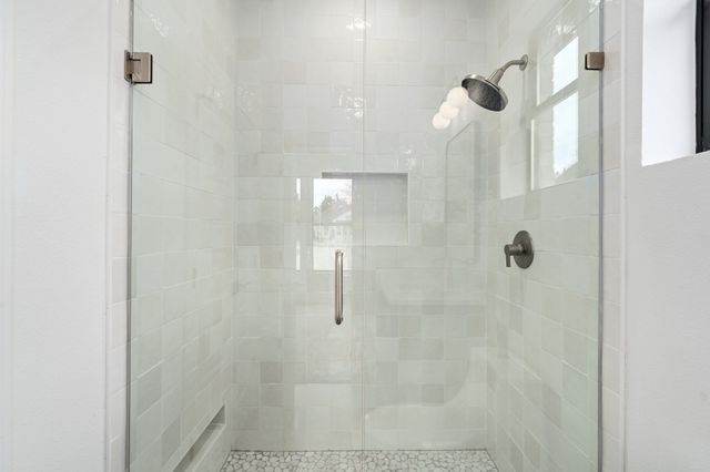 598 E Woodell Drive, Glenn Heights, TX 75154