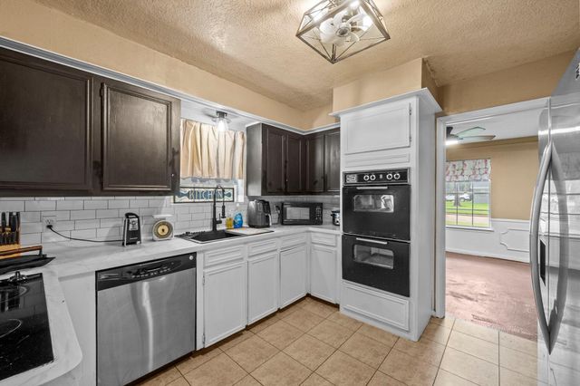 8131 Brinkworth Lane, Houston, TX 77070