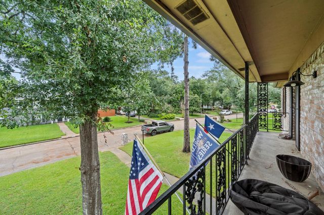 8131 Brinkworth Lane, Houston, TX 77070