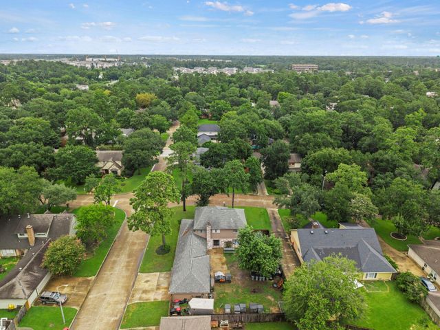 8131 Brinkworth Lane, Houston, TX 77070