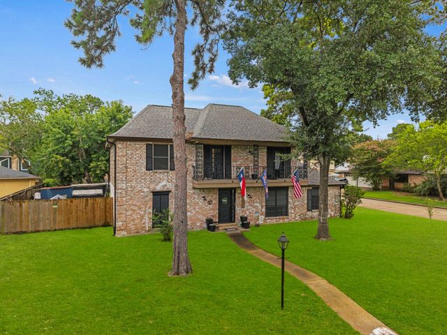 8131 Brinkworth Lane, Houston, TX 77070