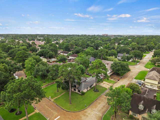 8131 Brinkworth Lane, Houston, TX 77070
