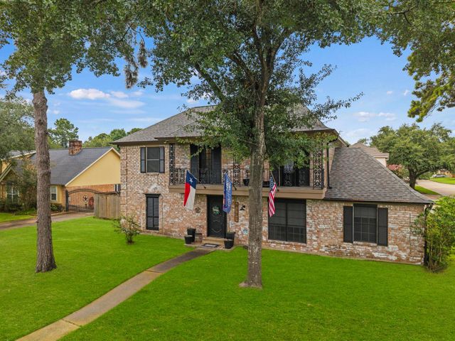 8131 Brinkworth Lane, Houston, TX 77070