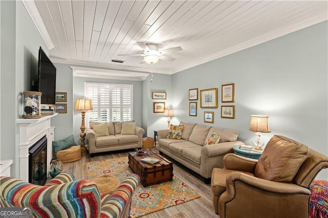 1035 Beachview Drive APT 201, St. Simons, GA 31522