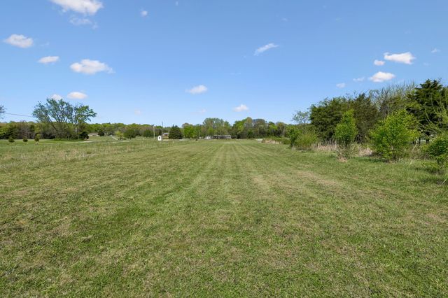 4615 Hartsville Pike, Lebanon, TN 37087
