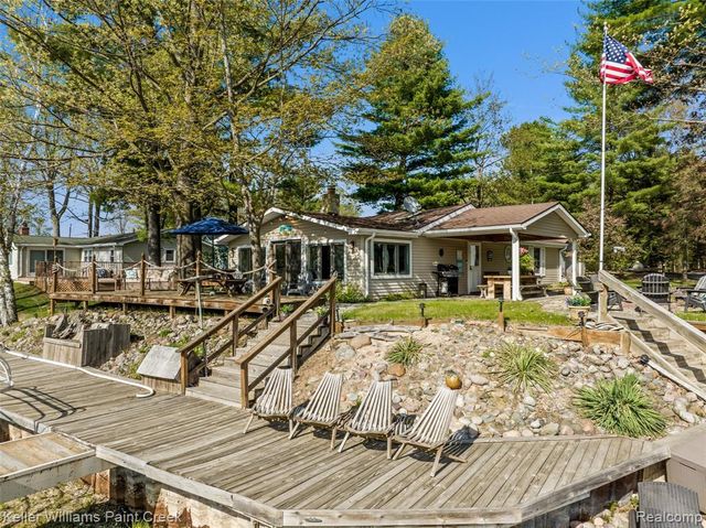4425 Baker Road, Alger, MI 48610