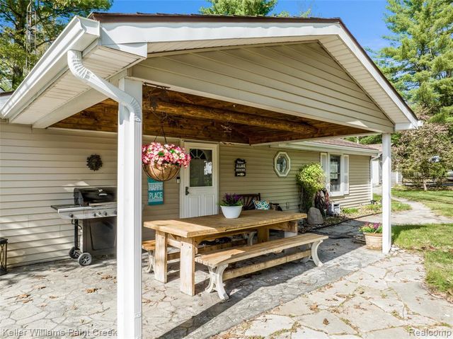 4425 Baker Road, Alger, MI 48610