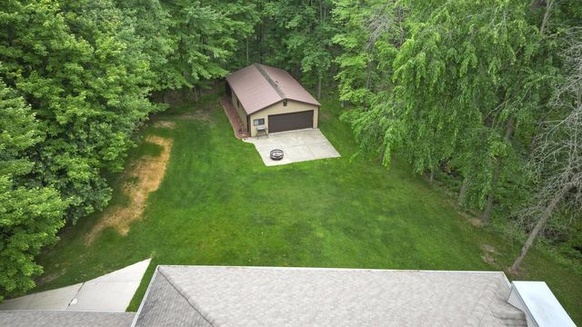 4544 CROOKED CREEK LANE, Hobart, WI 54155