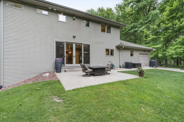 4544 CROOKED CREEK LANE, Hobart, WI 54155