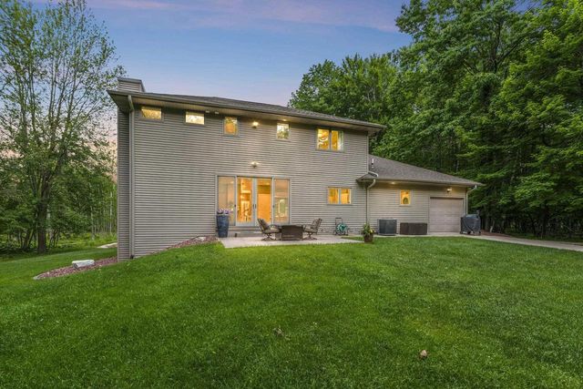 4544 CROOKED CREEK LANE, Hobart, WI 54155