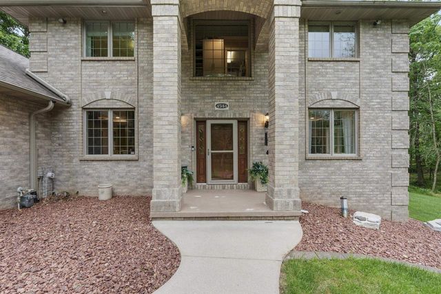 4544 CROOKED CREEK LANE, Hobart, WI 54155