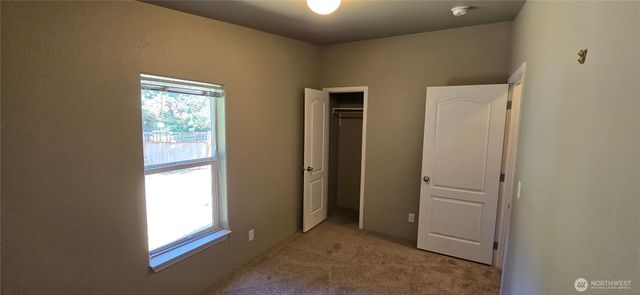 532 E 6th Street, Port Angeles, WA 98362
