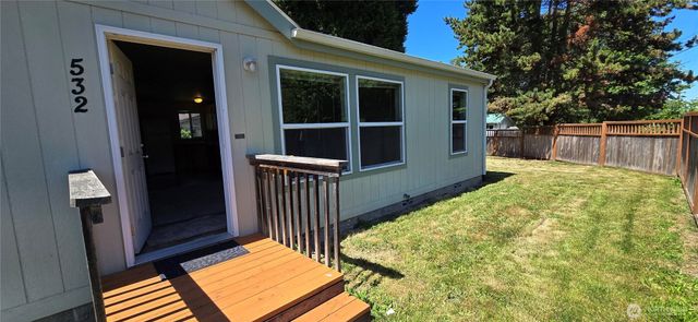 532 E 6th Street, Port Angeles, WA 98362