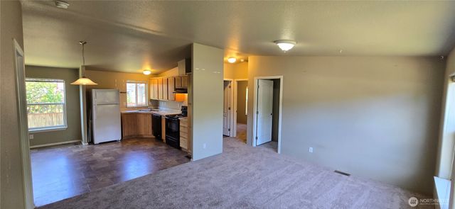 532 E 6th Street, Port Angeles, WA 98362