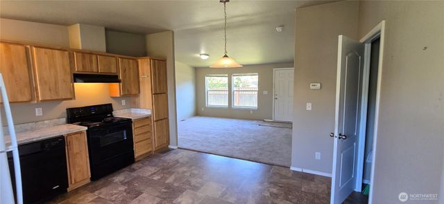 532 E 6th Street, Port Angeles, WA 98362