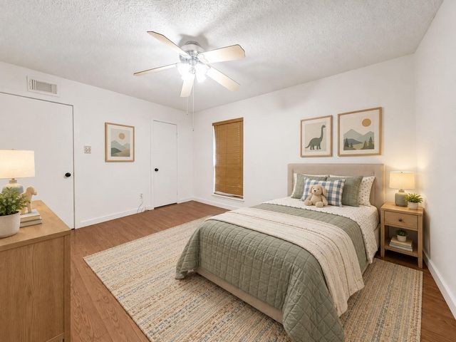 635 Walston Lane, Houston, TX 77060