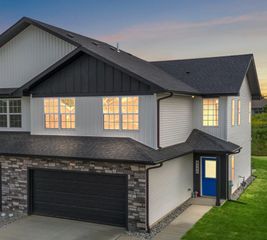 4292 W 77th Place, Merrillville, IN 46410