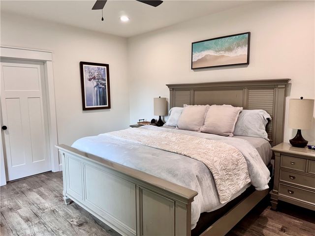 909 Rolling Hills Drive, Russellville, AR 72801