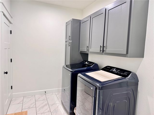 909 Rolling Hills Drive, Russellville, AR 72801