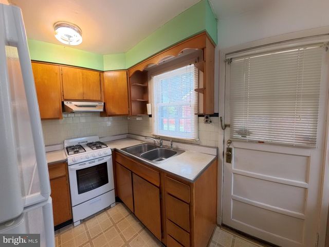 9428 WASHINGTON BLVD, Lanham, MD 20706
