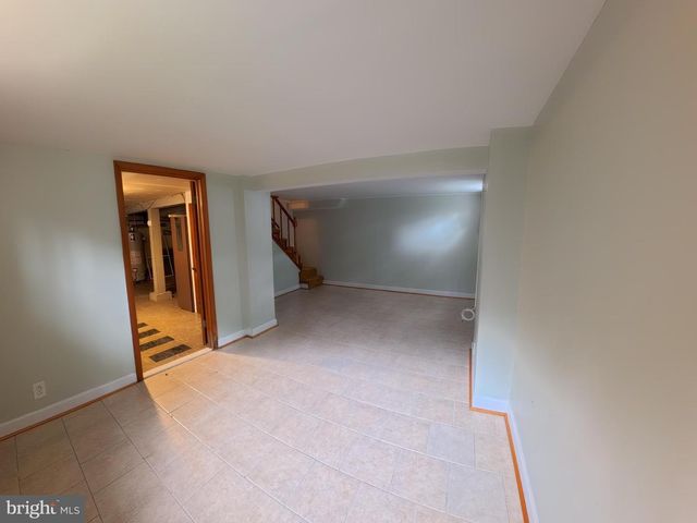 9428 WASHINGTON BLVD, Lanham, MD 20706
