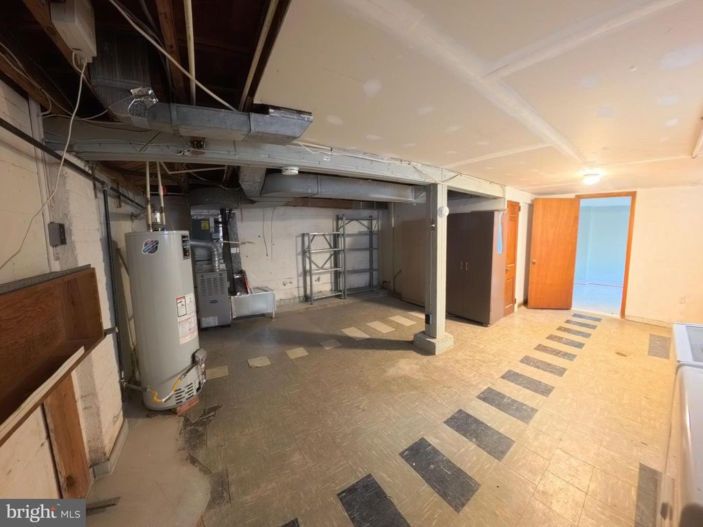 Image 26 of property listing at 9428 WASHINGTON BLVD, Lanham, MD 20706