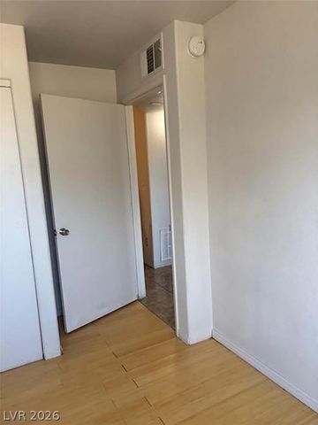 231 West Philadelphia Avenue 1, Las Vegas, NV 89102