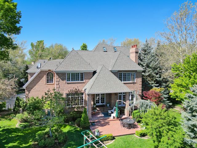 2051 E NORMANDYWOODS CT, Holladay, UT 84117