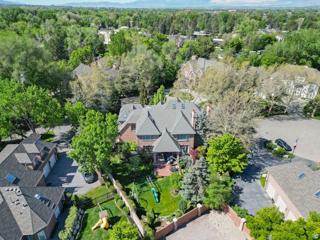 2051 E NORMANDYWOODS CT, Holladay, UT 84117