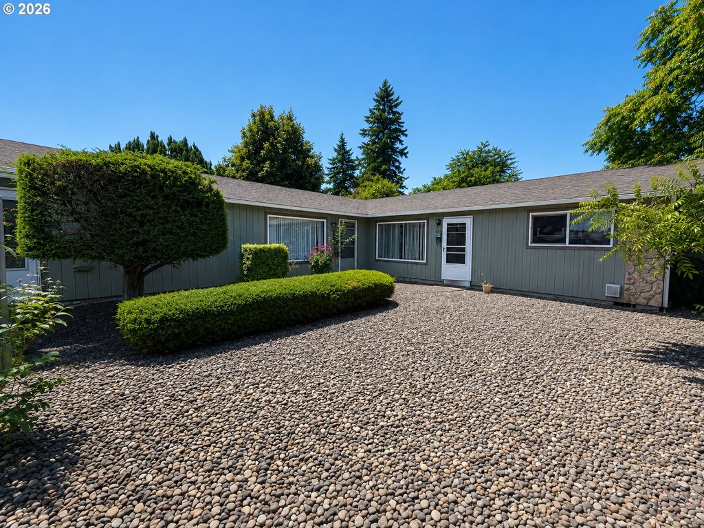 6223 Se 93RD Ave, Portland, OR 97266