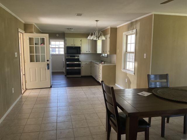 126 Western Hills Drive, Searcy, AR 72143