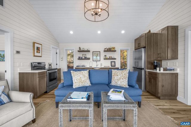 1930 WALKERS MILL LN, Madison, VA 22727