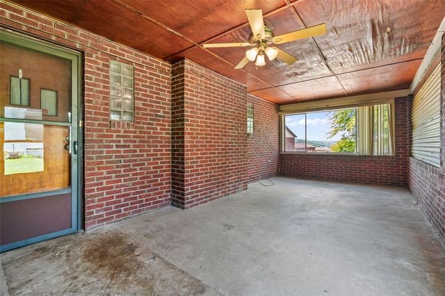 406 Juniper St, Mckeesport, PA 15132