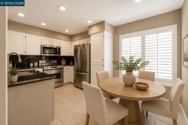 6005 Condor St, Danville, CA 94506