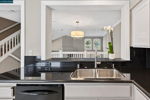 6005 Condor St, Danville, CA 94506