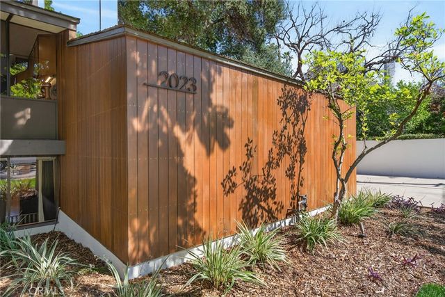 2023 Arroyo Drive, Riverside, CA 92506