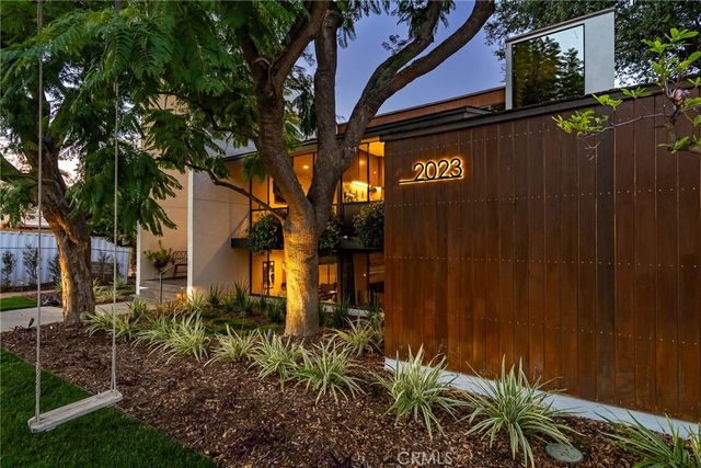 2023 Arroyo Drive, Riverside, CA 92506